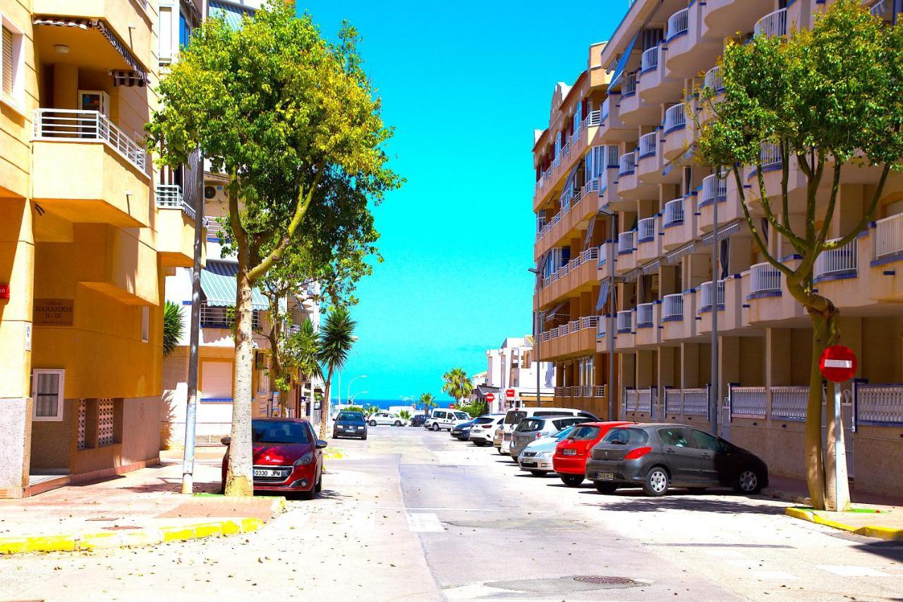 Los Naranjos Guardamar del Segura Exterior foto